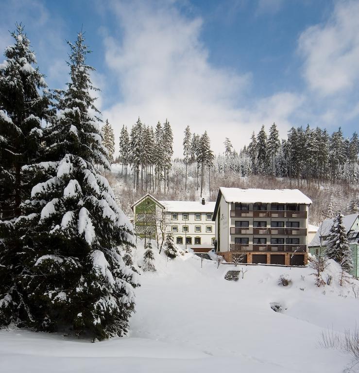Gasthof Rodachtal Mit Gaestehaus Katharina Schwarzenbach am Wald Eksteriør bilde